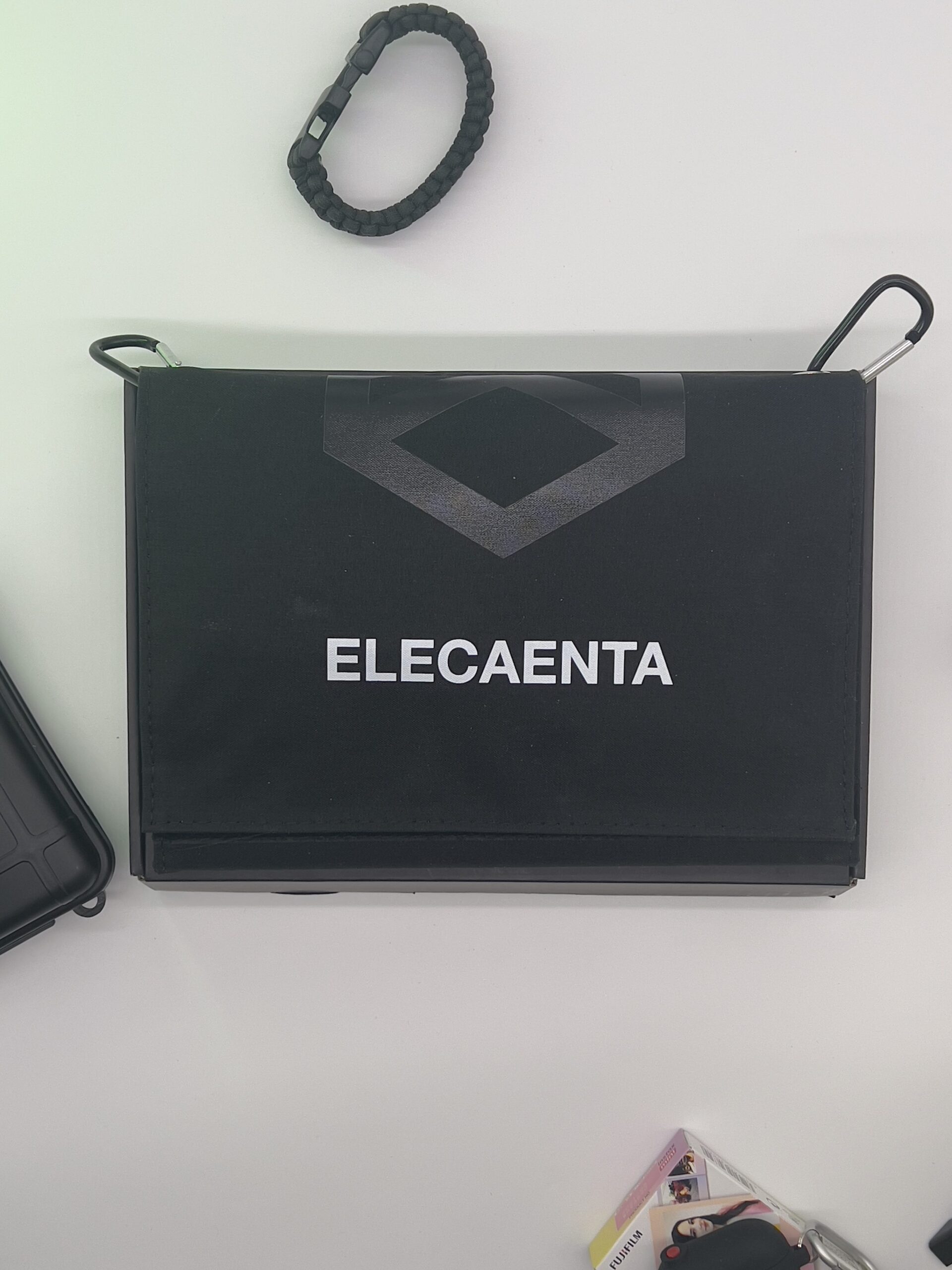 Elecaenta Caricatore Solare 30W: Recensione