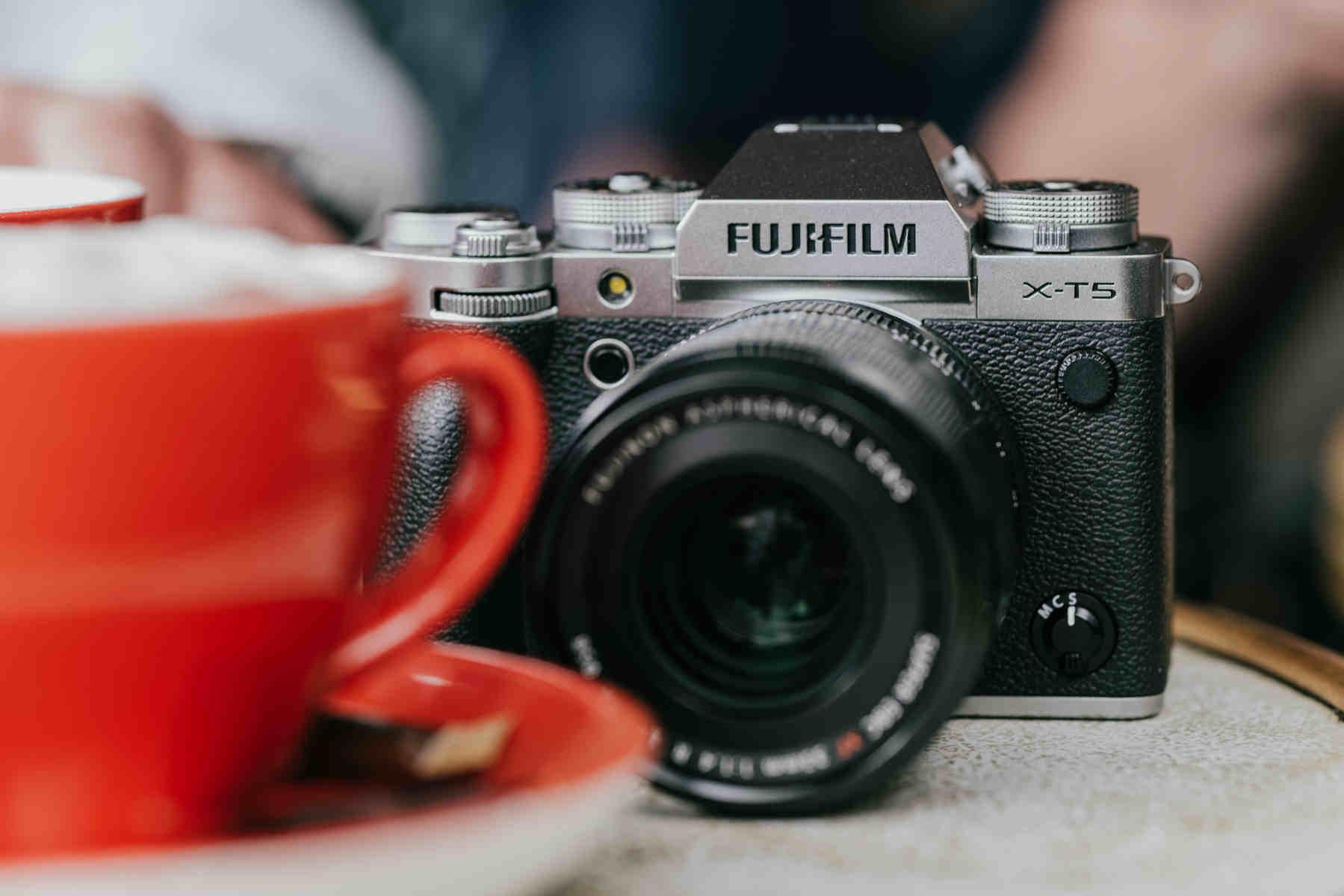 FUJIFILM X-T5